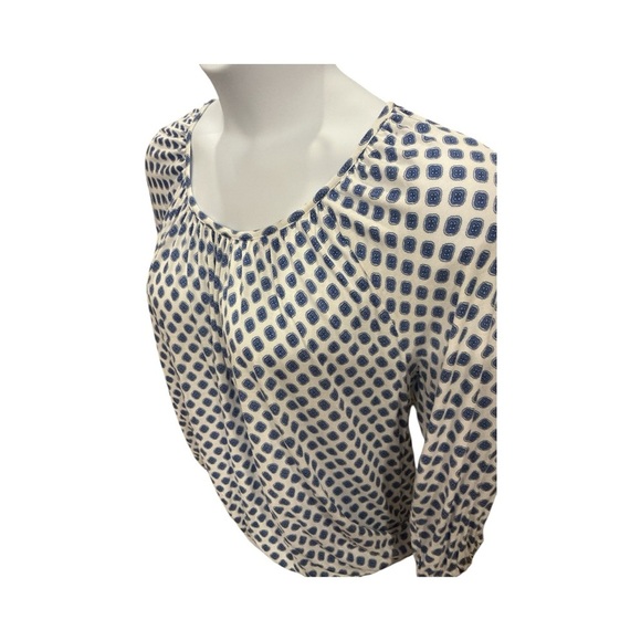 Michael Kors Blue Geometric Print Blouse Size Large Three Quarter Sleeves - Picture 5 of 7